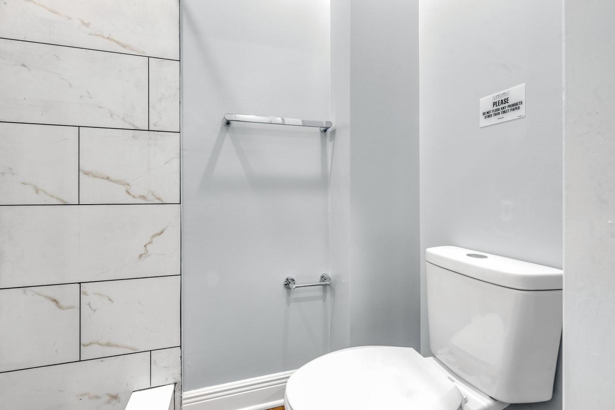 1 Bedroom Patio Paradise In Central City Apartment Philadelphia